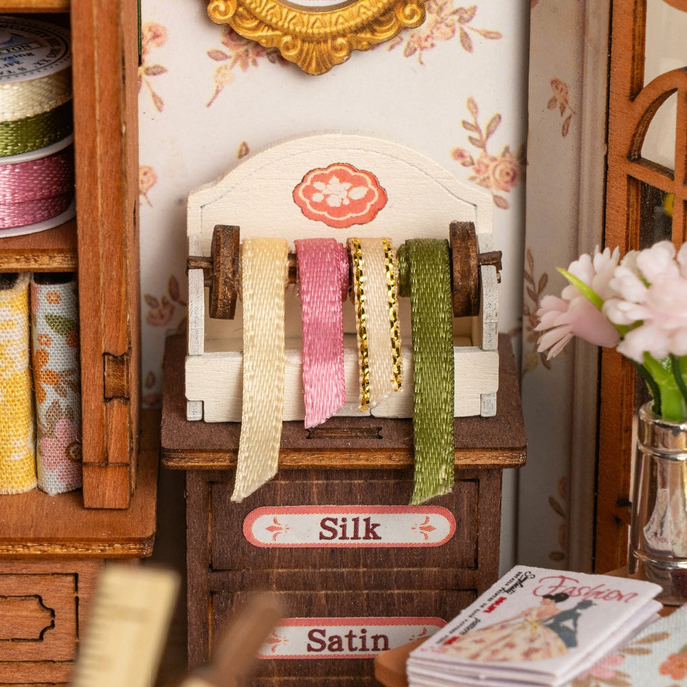 Rolife DIY Miniature House - Elsa's Tailoring DG178