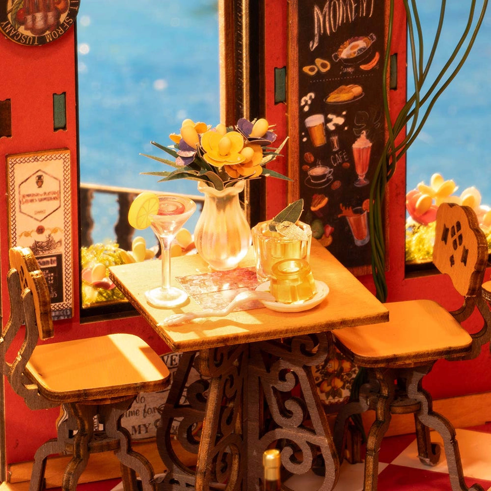 Rolife DIY Miniature House - Cheers Bar & Dining (DG173)